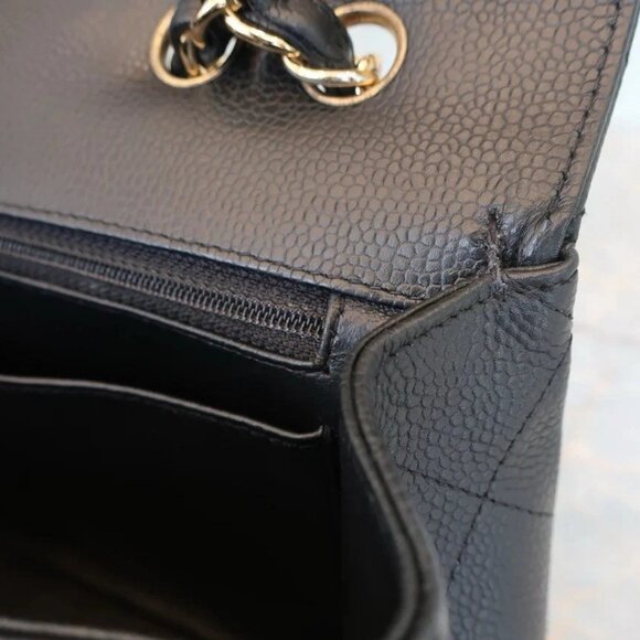 Authentic CHANEL JUMBO single flap black caviar leather shoulder bag 30cm - Picture 6 of 16
